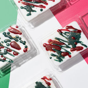 Christmas Clamshell Wax Melts Kit fragrance oil bottle - Featured Image